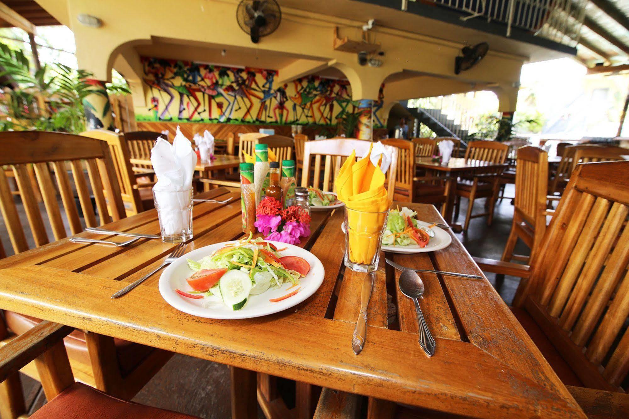 Seastar Inn Negril Exterior photo