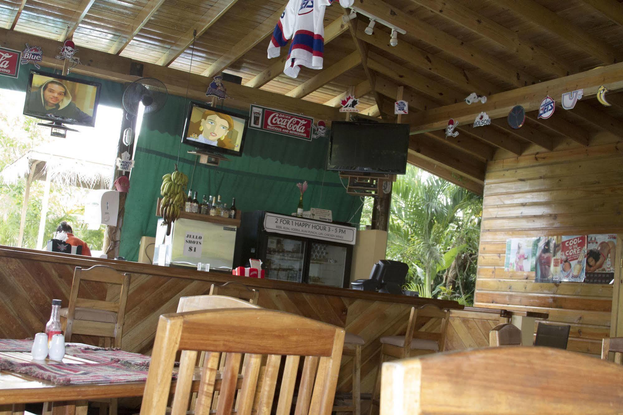 Seastar Inn Negril Exterior photo